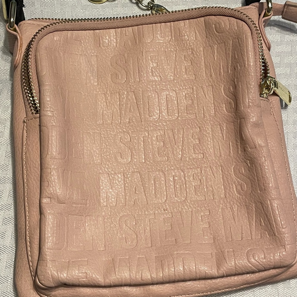 Steve Madden cross body bag. Soft pink. Great shape